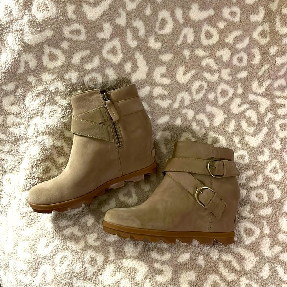 Sorel wedge bootie with buckles